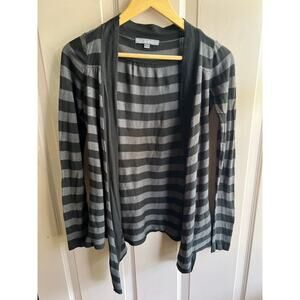 Twenty-One Y2K Black and Gray Open Cardigan Size Small